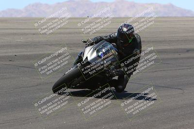 media/May-14-2022-SoCal Trackdays (Sat) [[7b6169074d]]/Bowl (1120am)/